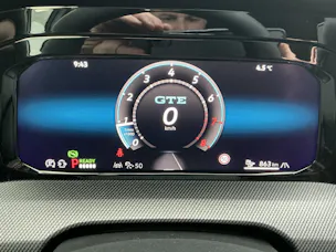 VW Golf GTE 1.5 TSI eHYBRID 272PS GTE *** CRYSTAL ICE BLUE & 140KM ELEKTRISCHE REICHWEITE ***