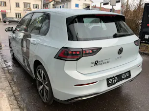 VW Golf GTE 1.5 TSI eHYBRID 272PS GTE *** CRYSTAL ICE BLUE & 140KM ELEKTRISCHE REICHWEITE ***