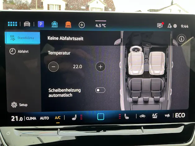 VW Golf GTE 1.5 TSI eHYBRID 272PS GTE *** CRYSTAL ICE BLUE & 140KM ELEKTRISCHE REICHWEITE ***