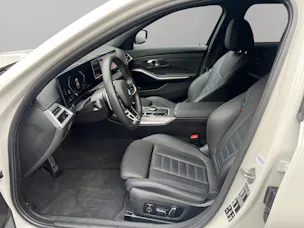 BMW 320d xDrive 48V Touring Steptronic M Sport