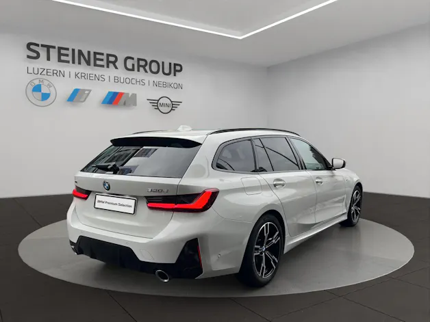 BMW 320d xDrive 48V Touring Steptronic M Sport