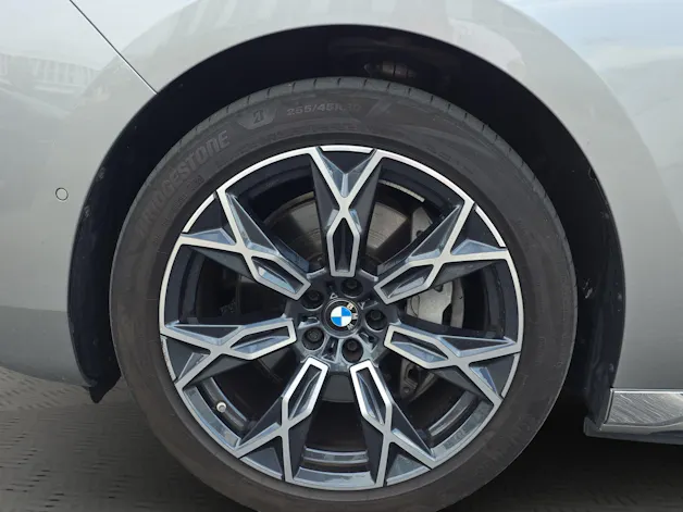 BMW i7 xDrive 60