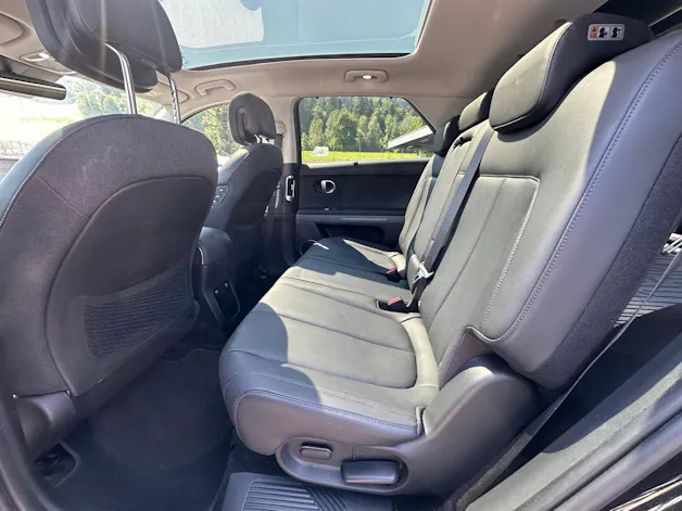 HYUNDAI Ioniq 5 72kWh First Edition 4WD