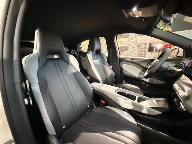 BYD Dolphin Surf 43 kWh Boost