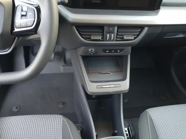 Ford E-Transit Courier Van Trend