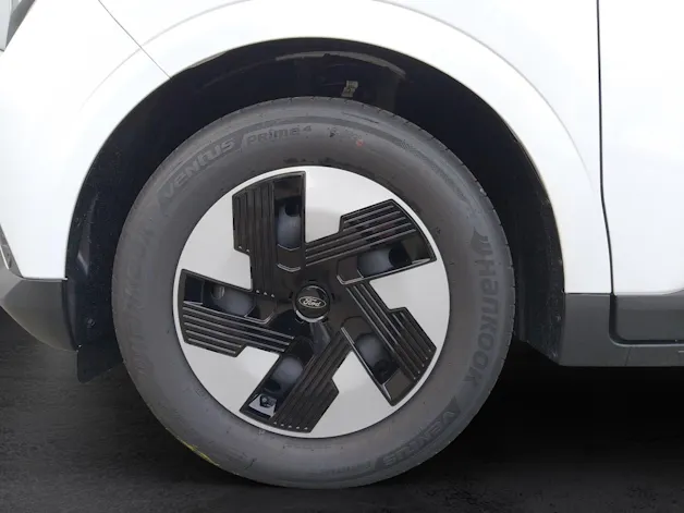 Ford E-Transit Courier Van Trend
