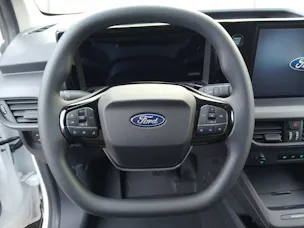 Ford E-Transit Courier Van Trend