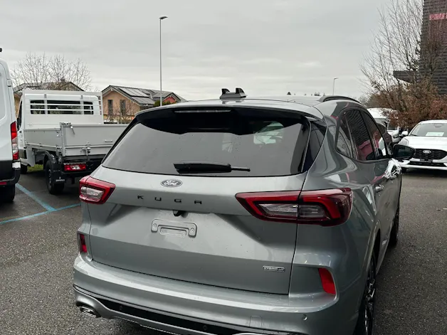 Ford Kuga 2.5 Hybrid ST-Line X 4x4 FHEV