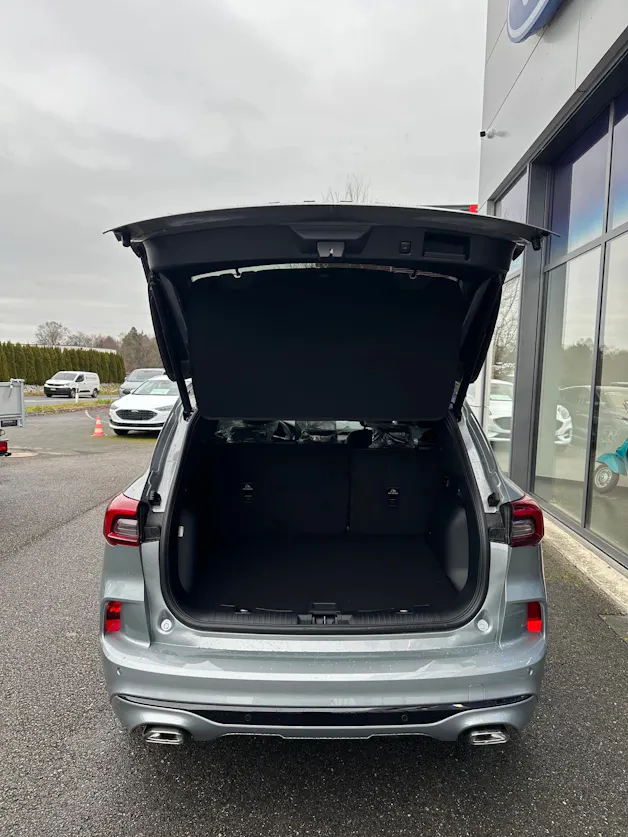 Ford Kuga 2.5 Hybrid ST-Line X 4x4 FHEV