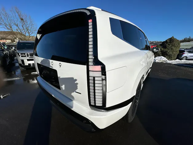 Hyundai Ioniq 9 110kWh Vertex Caligraphy 4WD