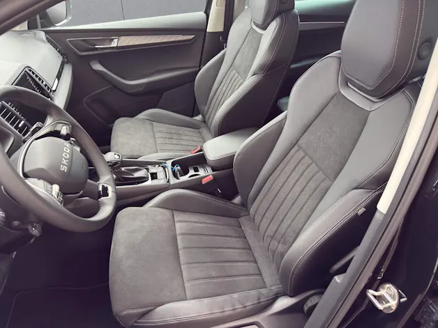 Škoda Karoq 1.5 TSI Dynamic DSG