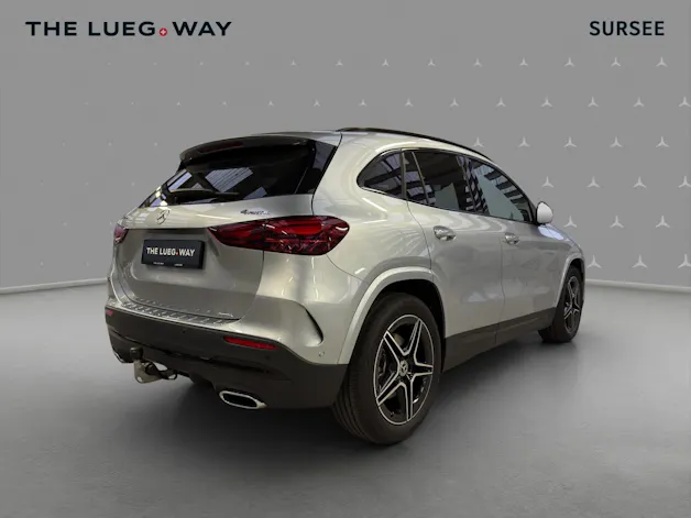 Mercedes-Benz GLA 250 4Matic 8G-DCT Swiss Star