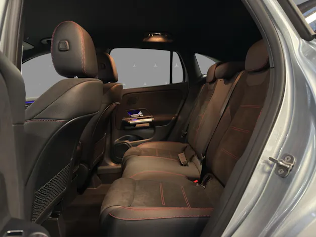 Mercedes-Benz GLA 250 4Matic 8G-DCT Swiss Star