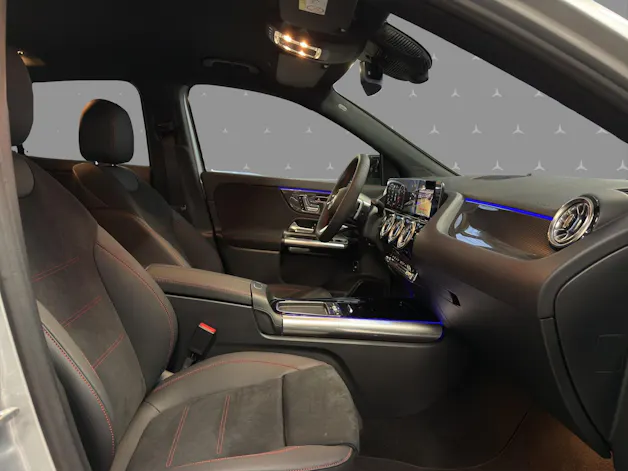 Mercedes-Benz GLA 250 4Matic 8G-DCT Swiss Star