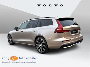 Volvo V60 B4 Benzin Mild Hybrid Ultra Dark DCT