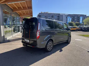Ford Tourneo Custom Bus 320 L1 2.0 TDCi 170 Sport