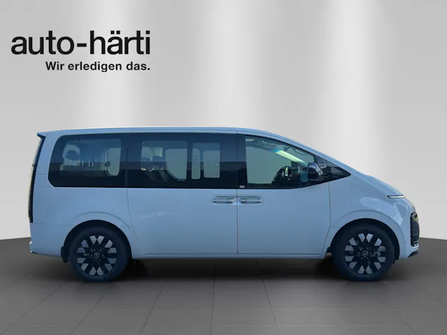 Hyundai Staria Pr. 1.6 HEV Amplia