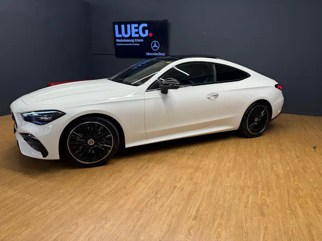 Mercedes-Benz CLE 300 4M - Coupé - AMG / DISTRONIC / 360 Grad Kamera