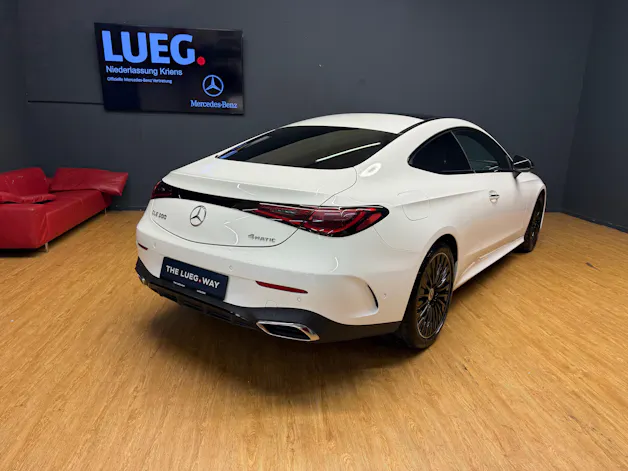 Mercedes-Benz CLE 300 4M - Coupé - AMG / DISTRONIC / 360 Grad Kamera