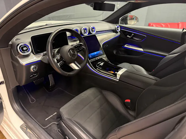 Mercedes-Benz CLE 300 4M - Coupé - AMG / DISTRONIC / 360 Grad Kamera