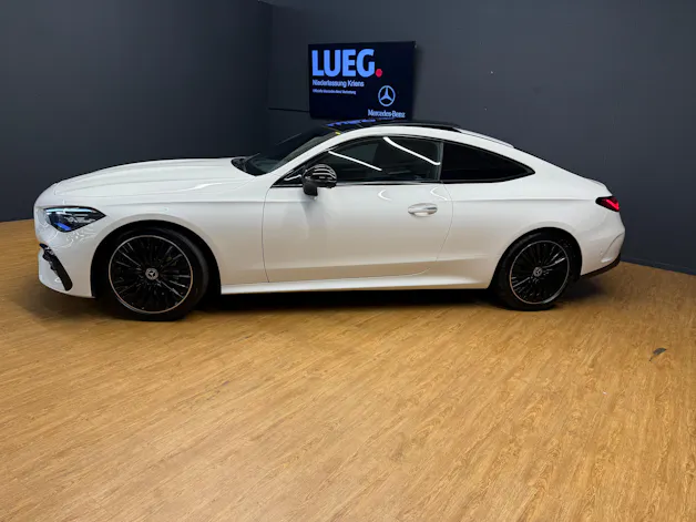 Mercedes-Benz CLE 300 4M - Coupé - AMG / DISTRONIC / 360 Grad Kamera