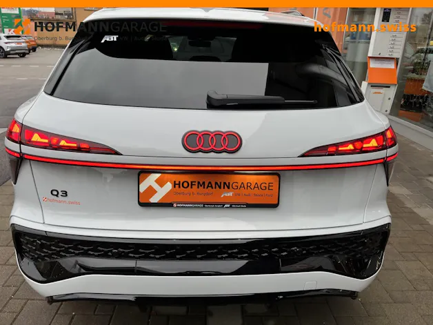 Audi Q3 SUV e-hybrid 200 kW S-tronic