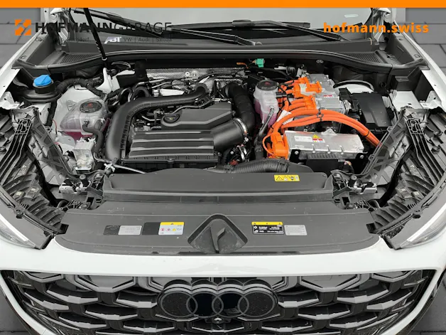 Audi Q3 SUV e-hybrid 200 kW S-tronic