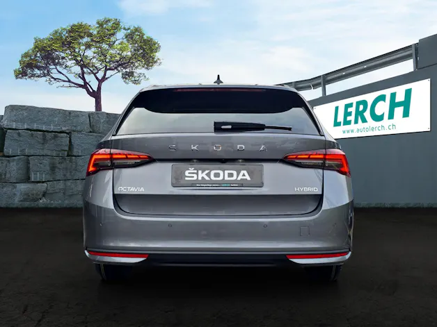 Škoda Octavia Combi 1.5 TSI mHEV DSG Selection