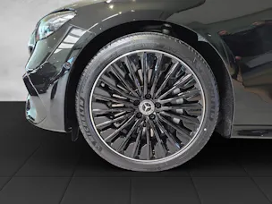 Mercedes-Benz E 220 d 4Matic 9G-Tronic