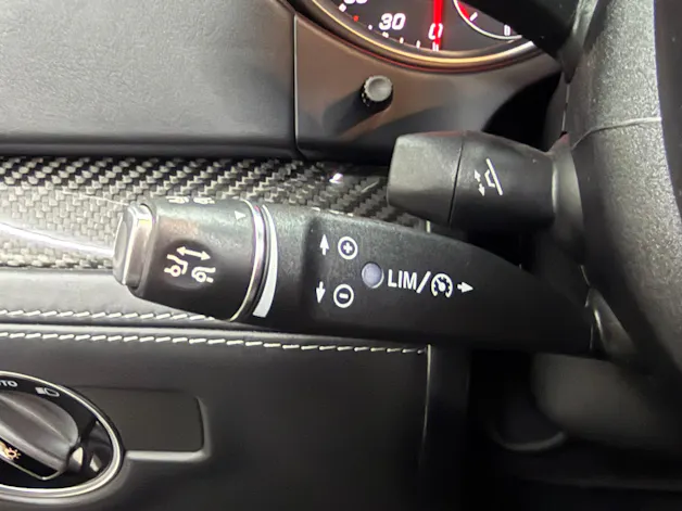 Mercedes-Benz SL 63 AMG Speedshift