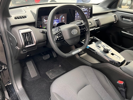 Vehicle image 7 Vehicle image 7