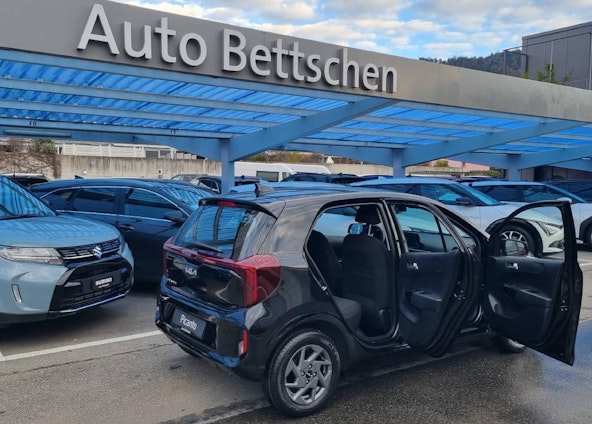 Vehicle image 6 Vehicle image 6