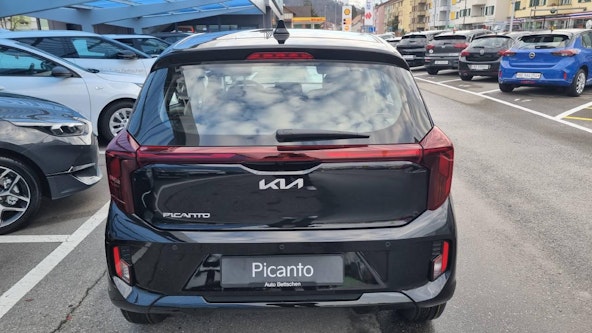 Vehicle image 4 Vehicle image 4