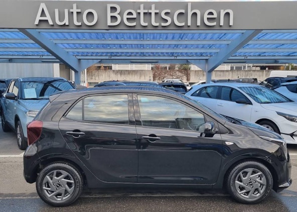 Vehicle image 3 Vehicle image 3