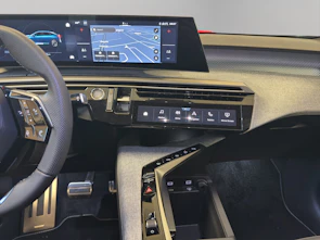 Fahrzeugbild PEUGEOT 3008 e-GT