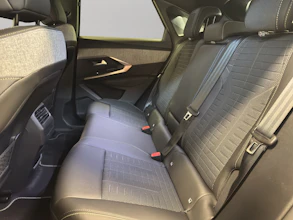 https://vehicle.imgix.net/4115298/f4d6492f-08e5-4db9-a92a-d9586884a936.jpg
