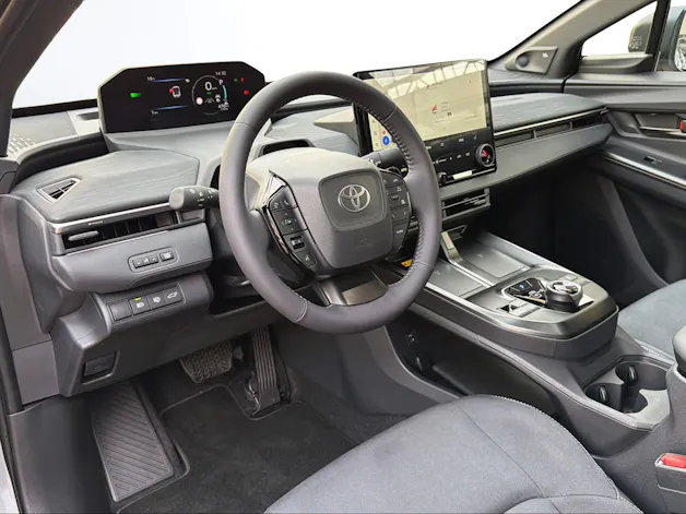 Toyota C-HR+ Premium AWD