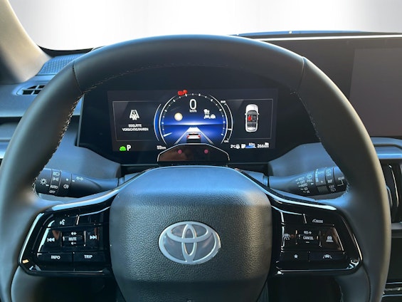 Vehicle image 9 Vehicle image 9