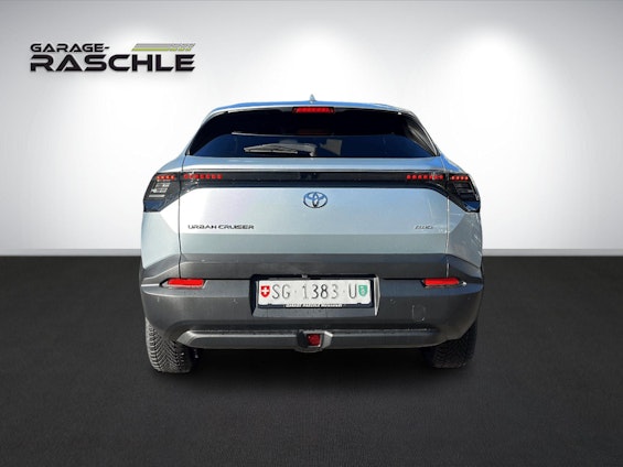 Vehicle image 4 Vehicle image 4