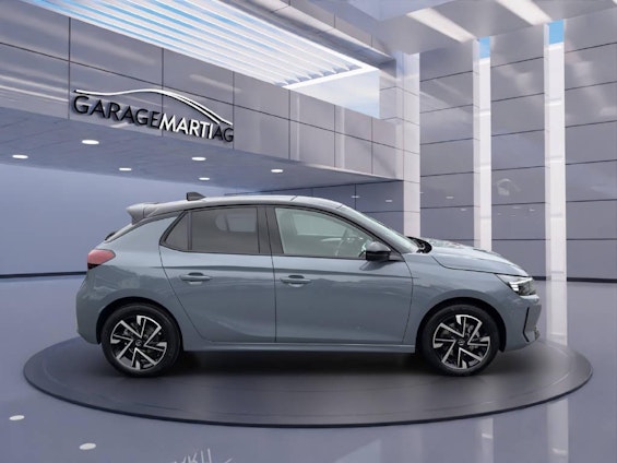 Vehicle image 2 Vehicle image 2