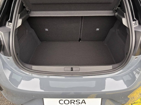 Vehicle image 10 Vehicle image 10