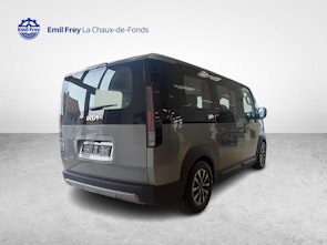 Vehicle image KIA PV5 Passenger 71.2 kWh Elite