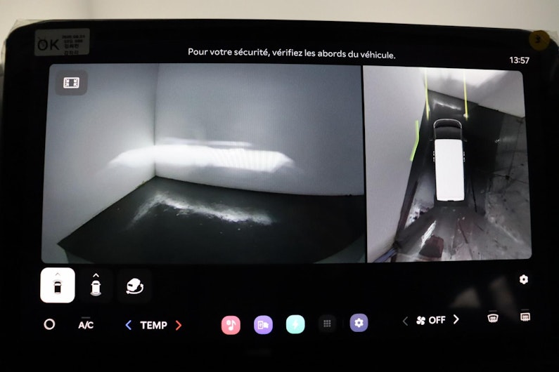 Vehicle image KIA PV5