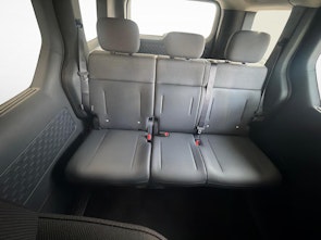 Vehicle image KIA PV5 Passenger 71.2 kWh Elite