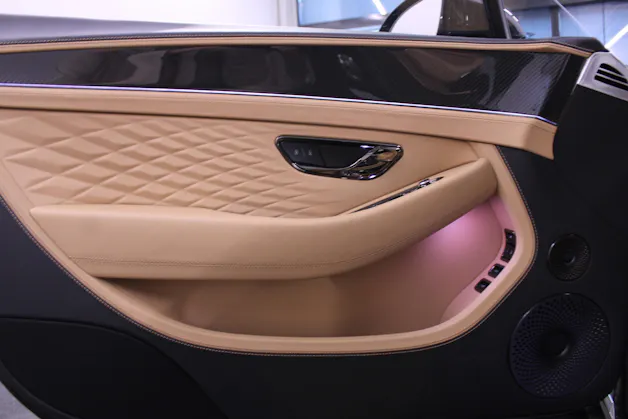 Bentley Continental GT 4.0 V8 Hybrid Azure