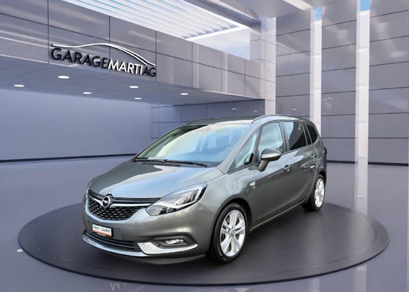 First vehicle image First vehicle image