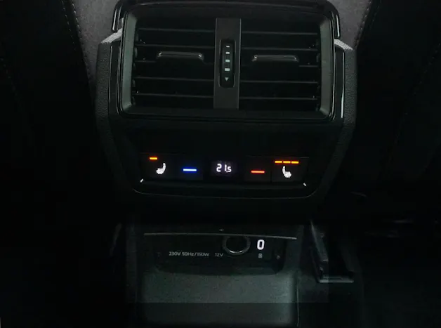 Škoda 2.0 TSI SportLine DSG 4x4
