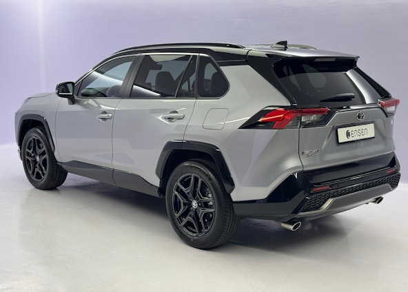 Vehicle image 4 Vehicle image 4