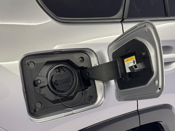 Vehicle image 14 Vehicle image 14