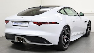 Vehicle image JAGUAR F-Type Coupé 3.0 V6 AWD Chequered Flag